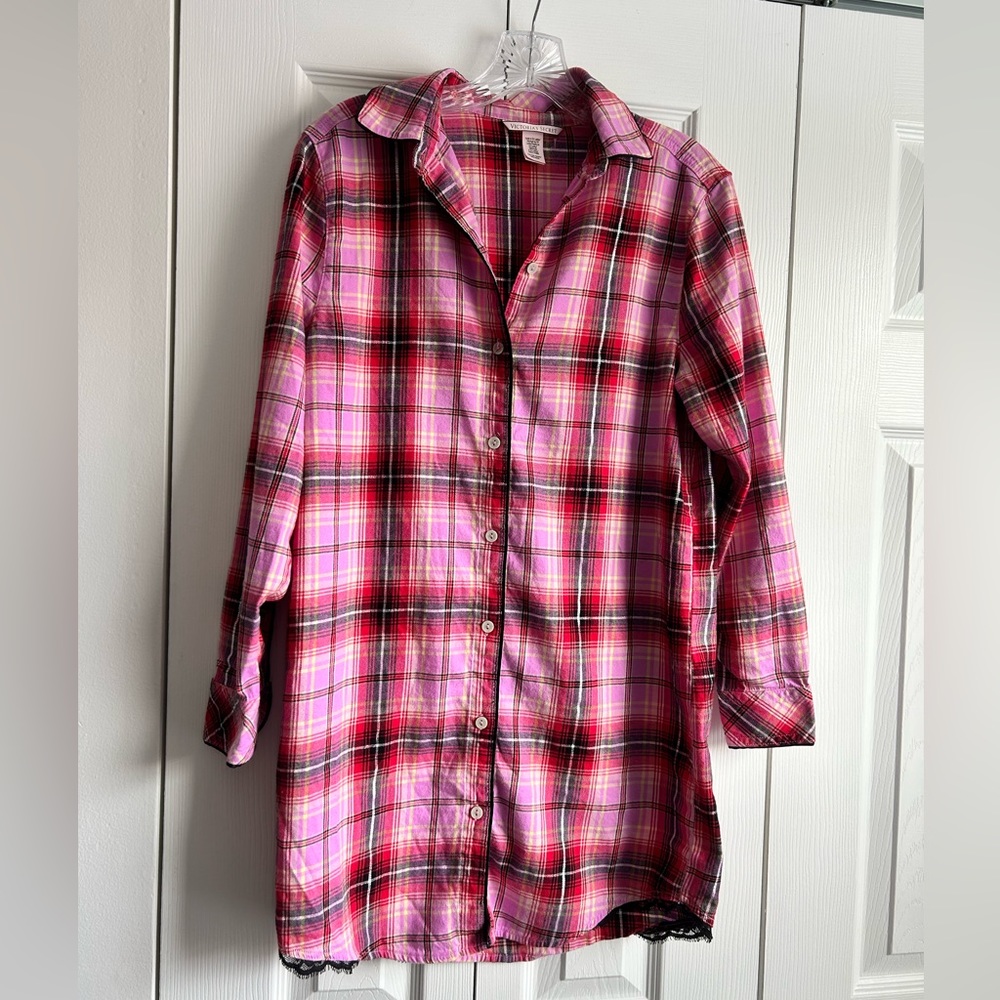 Victoria’s Secret Long Sleep Shirt